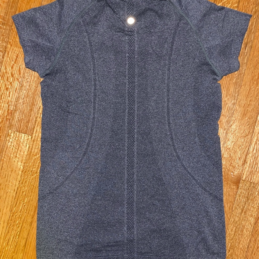 Lululemon swiftly tee